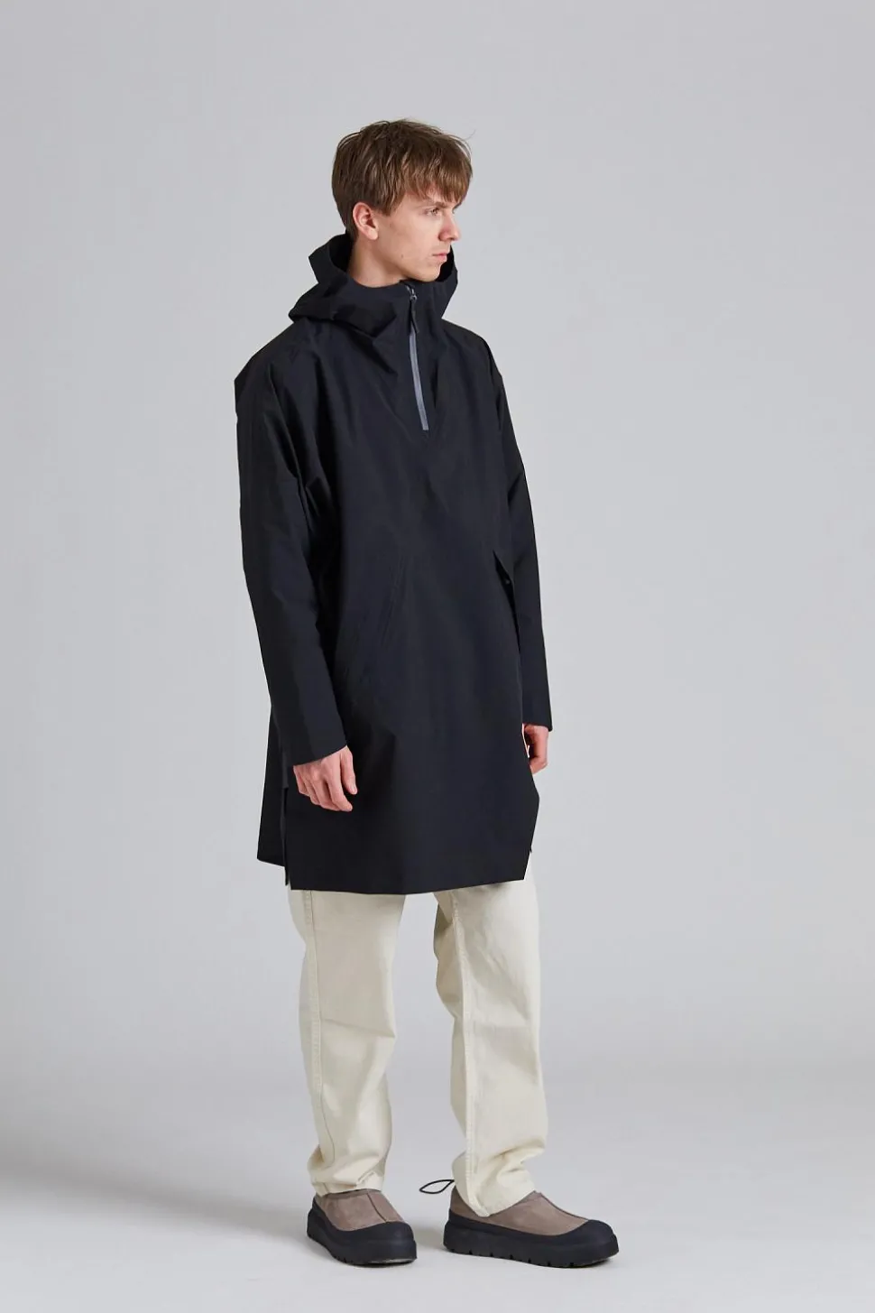 Aalesund Poncho Black