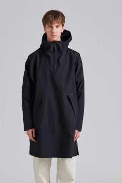 Aalesund Poncho Black