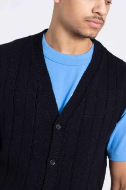 Alex Vest Black