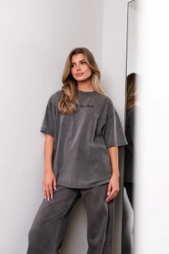 Blurred Logo T-Shirt Faded Grey FN-UX-TSHI000105