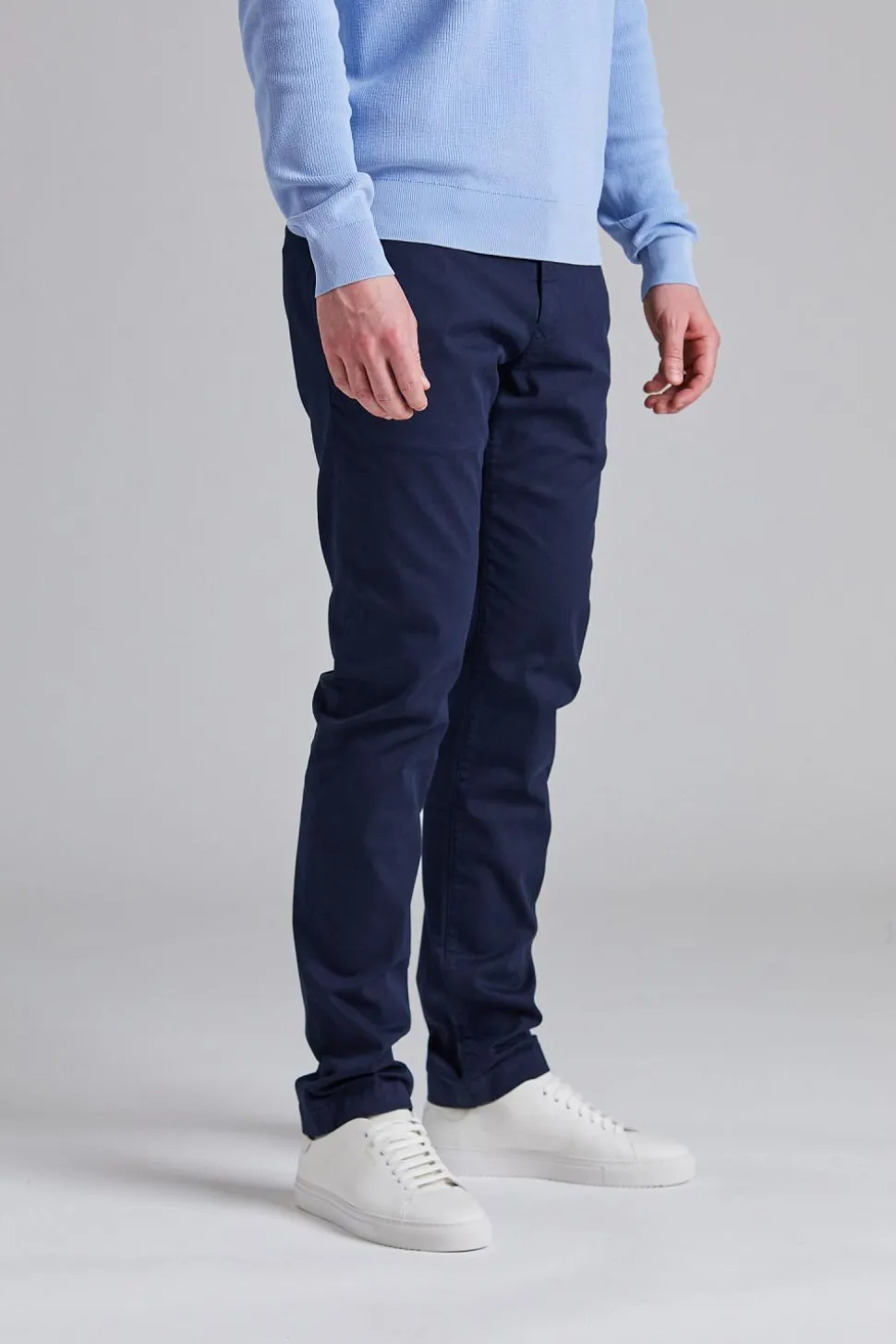 Bobby Chino Light Twill Navy
