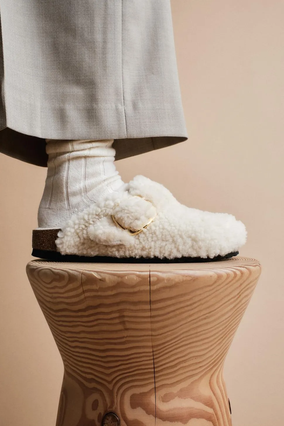 Boston Big Buckle Shearling Eggshell