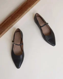 Camila Leather Black