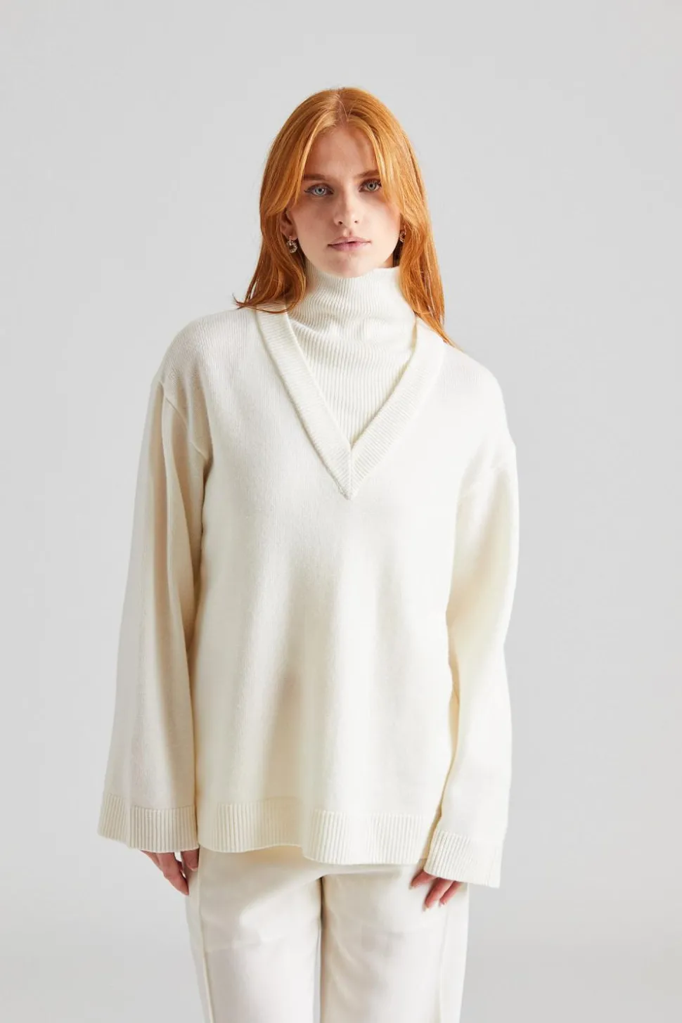 Cedar V Neck Knit Ivory