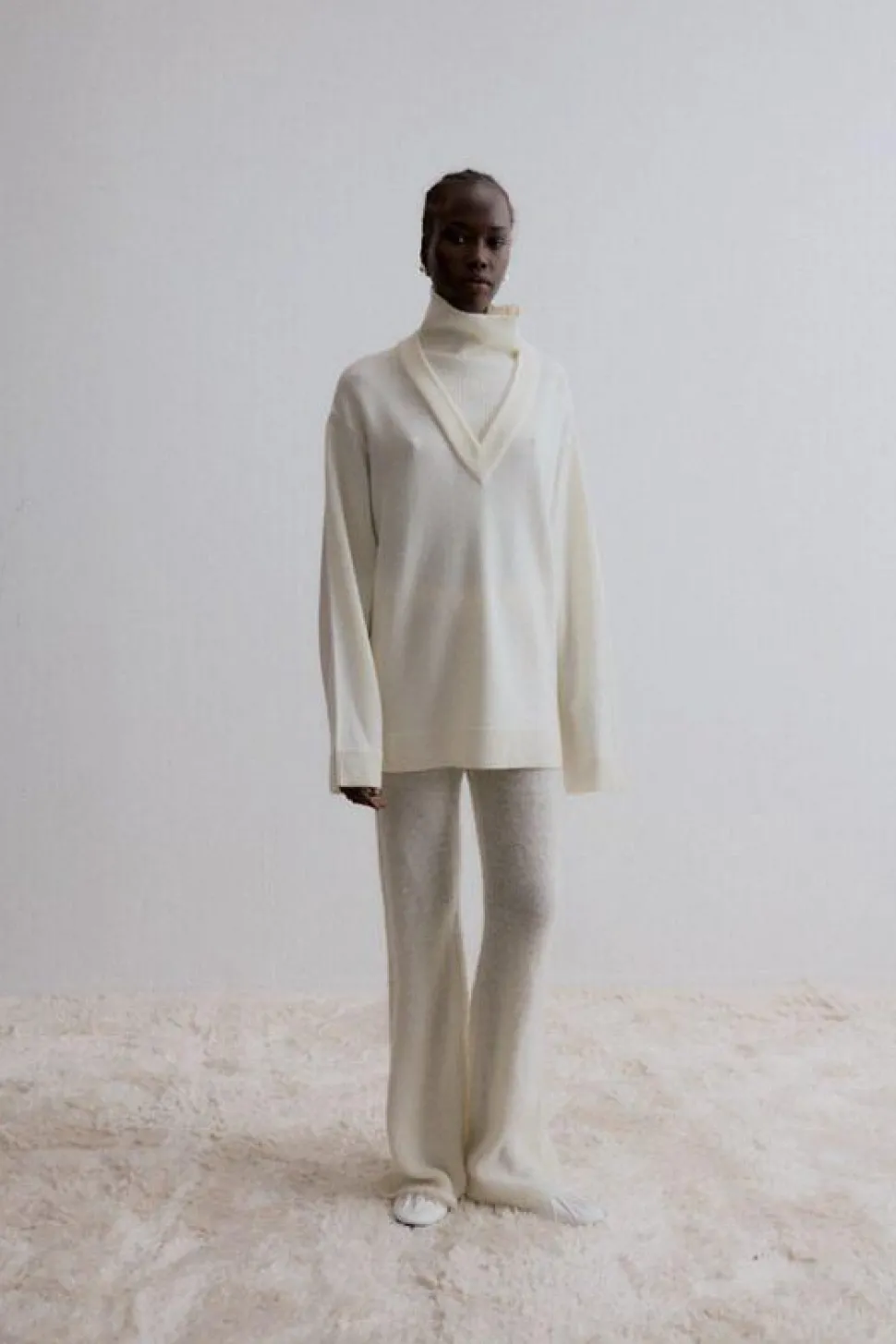 Cedar V Neck Knit Ivory