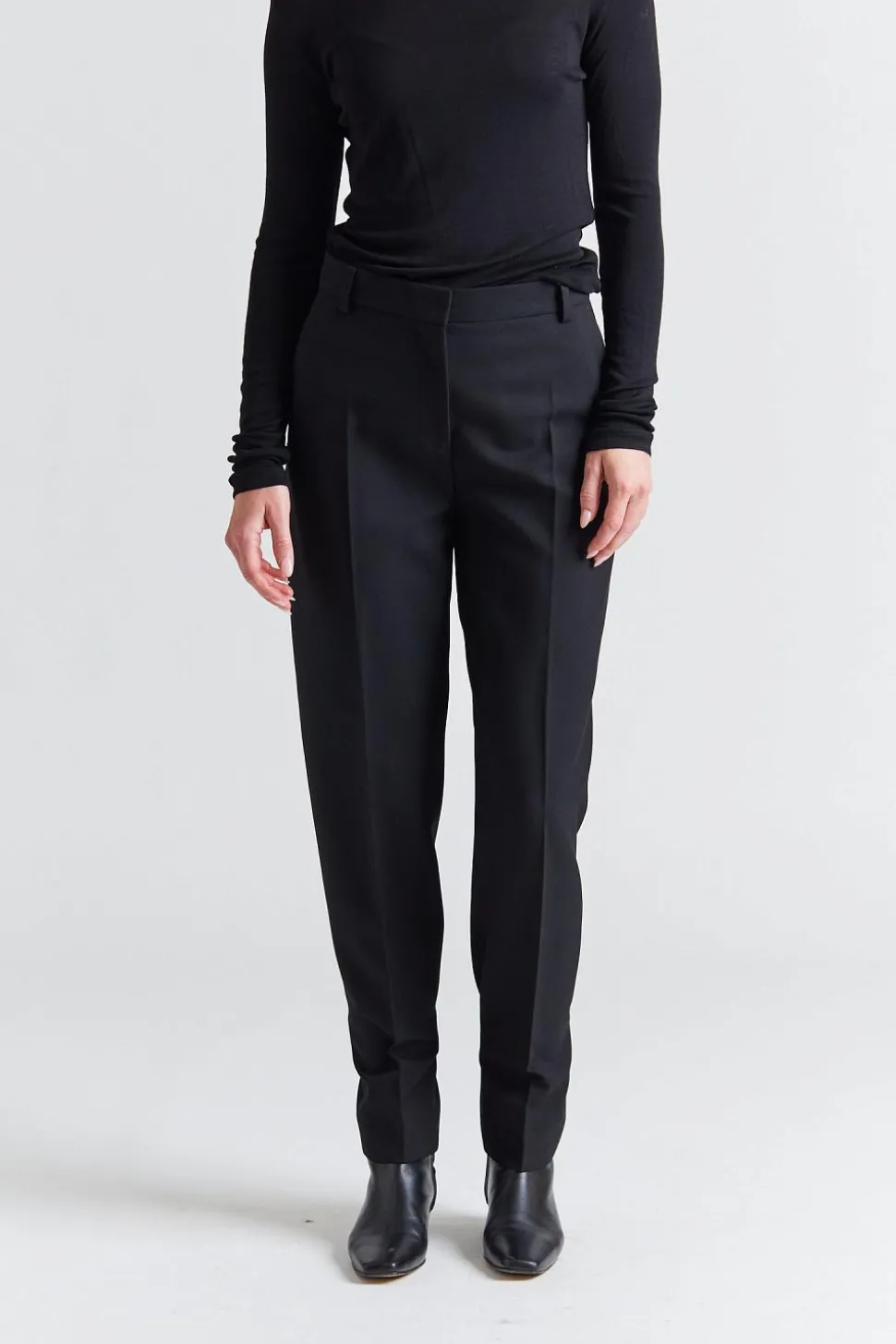 Collarless Cinched Buckled Slouch Suit Black