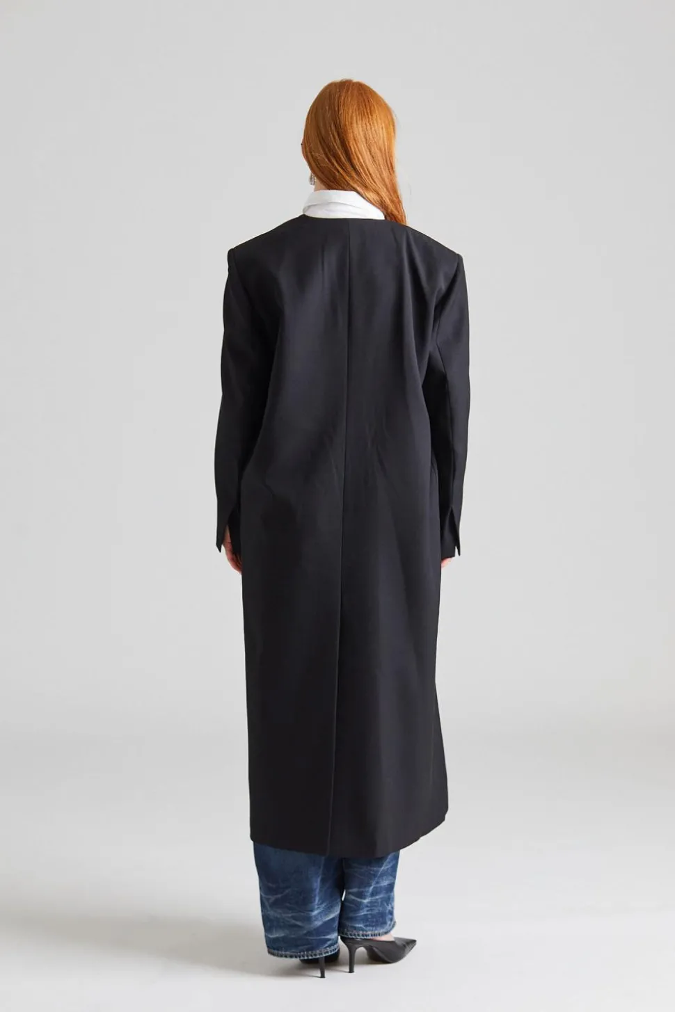 Cosmos Long Coat Black