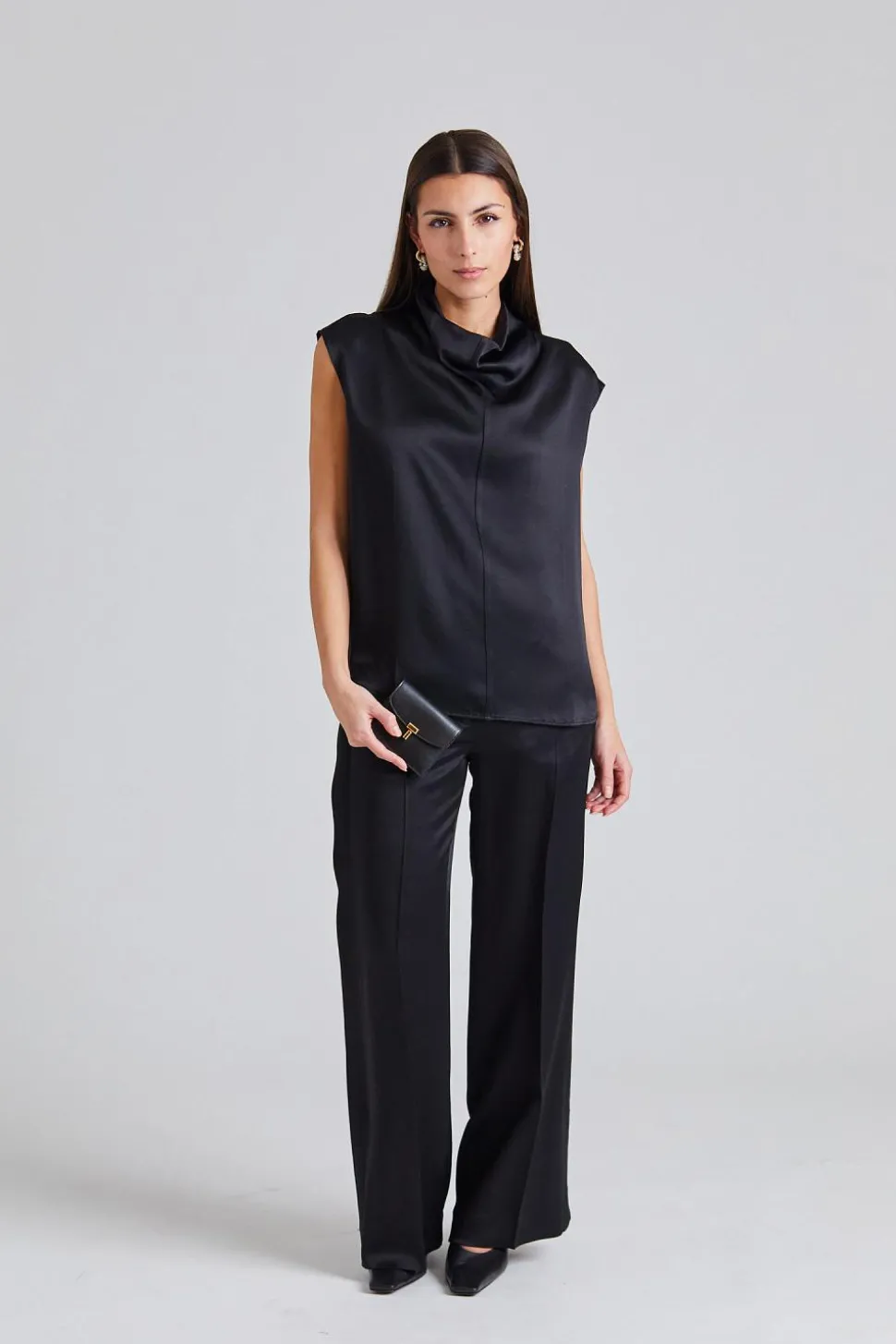 Cuff-Slit Trousers Black