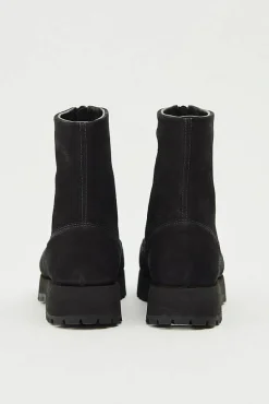 Este Black Nubuck