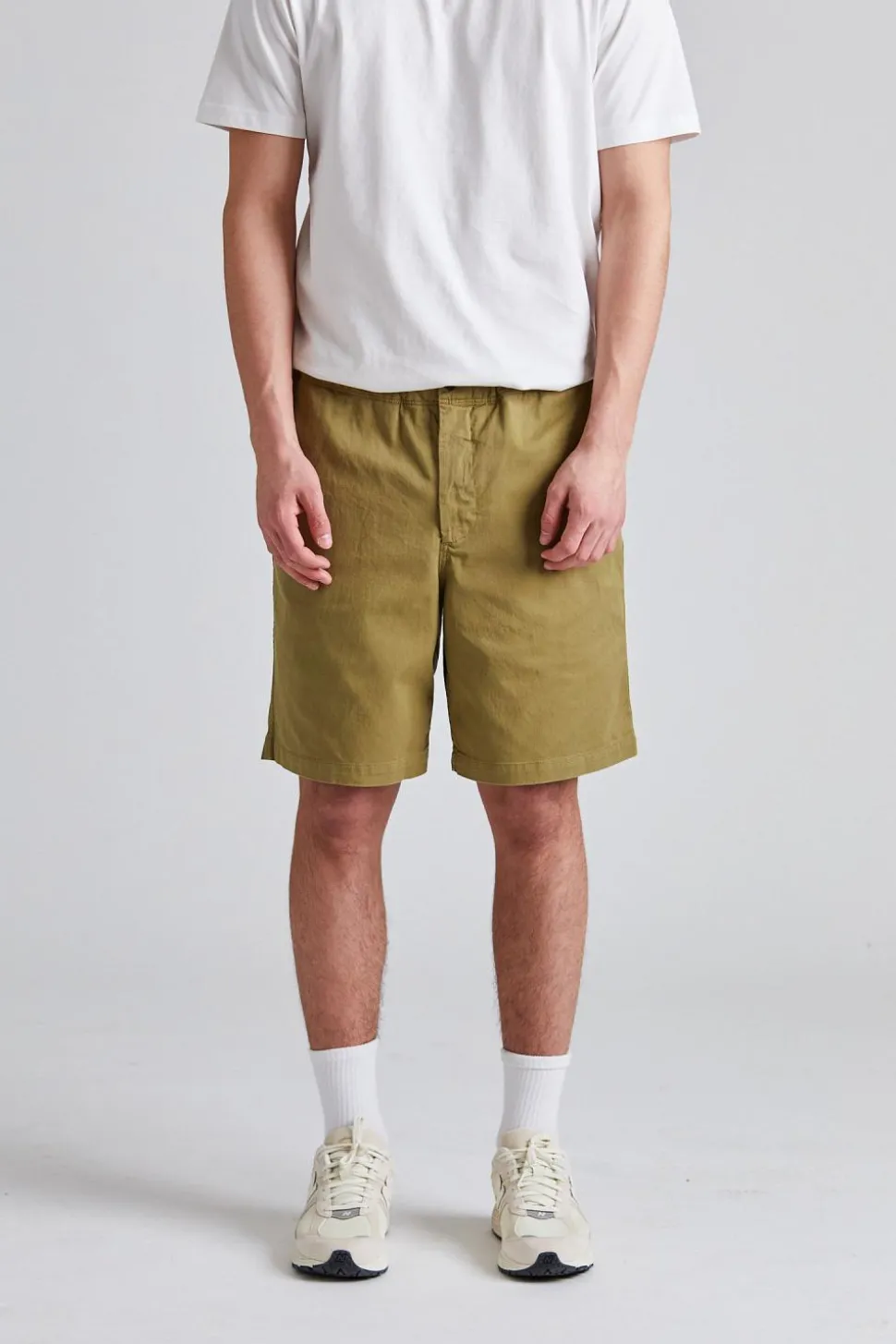 Ezra Relaxed Organic Stretch Twill Shorts Moss Green