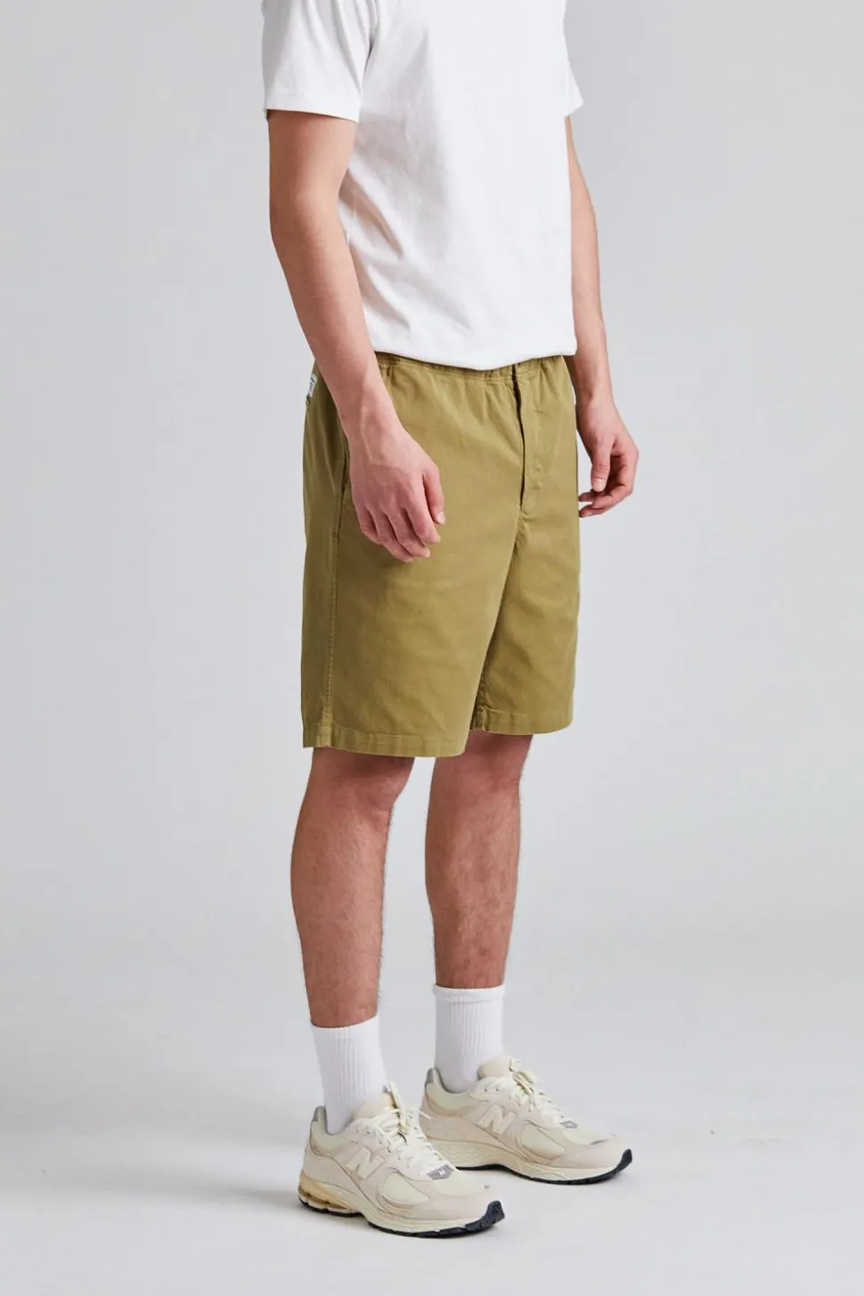 Ezra Relaxed Organic Stretch Twill Shorts Moss Green