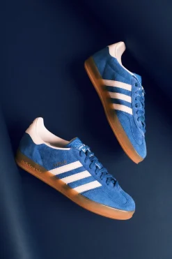 Gazelle Indoor Blue/White