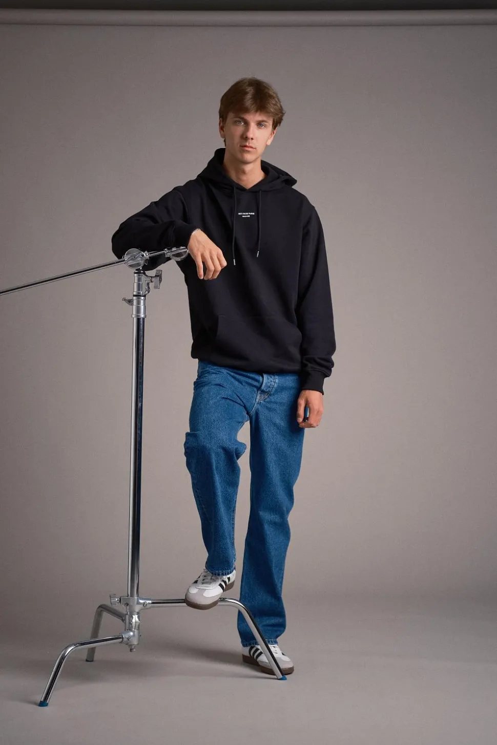 Le Hoodie Slogan à Poche Classique Black
