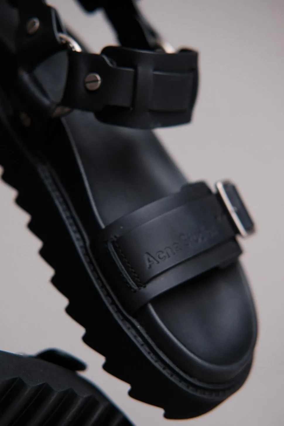 Leather Buckle Sandal Black FN-WN-SHOE000897