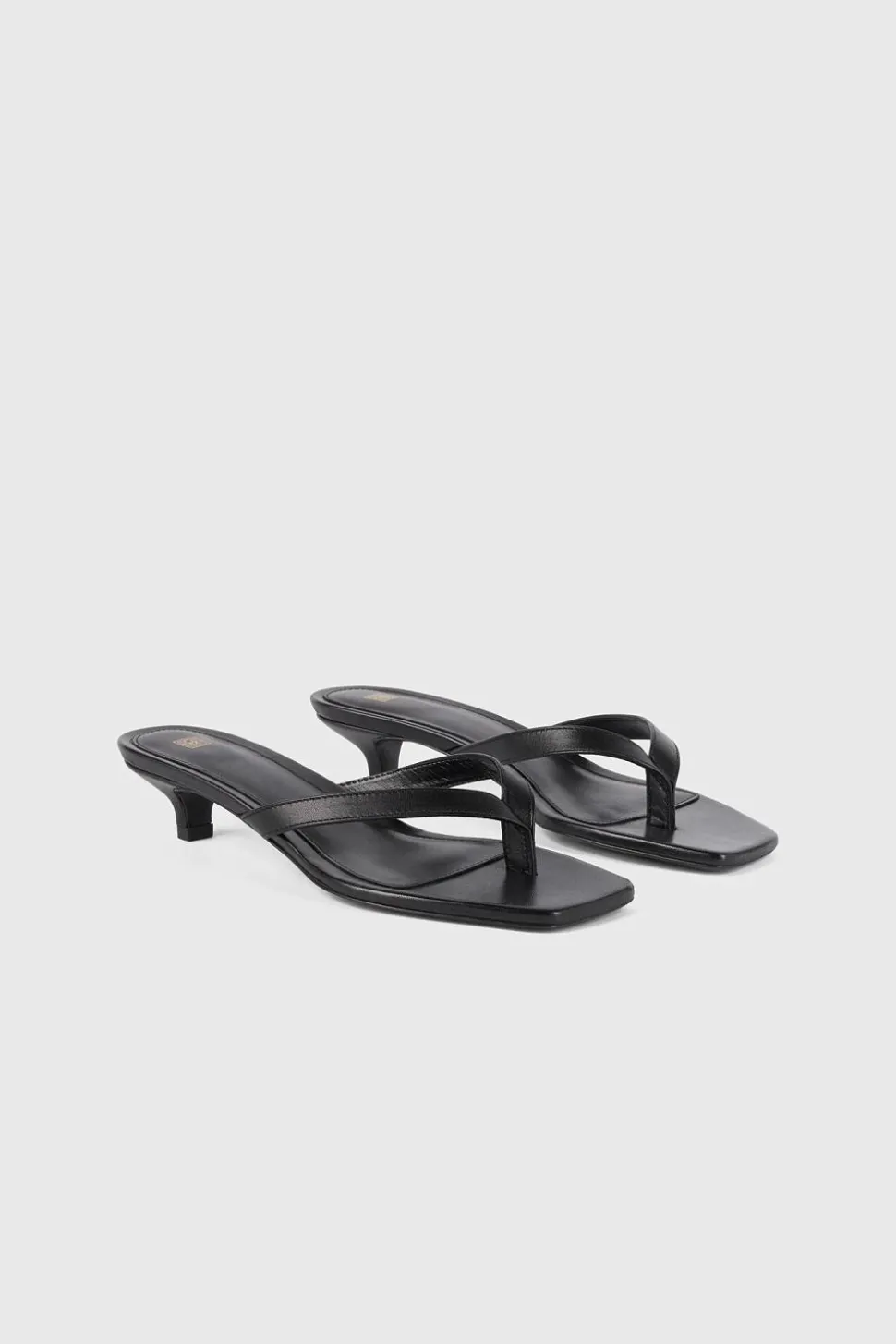 Leather Heeled Flip Flops Black