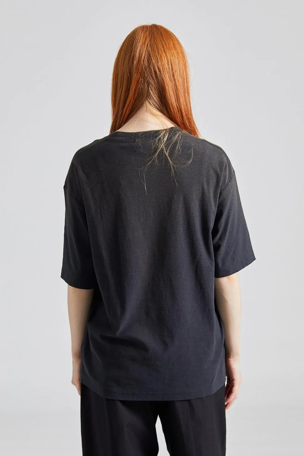 Logo T-shirt - Relaxed Fit Faded Black FN-UX-TSHI000013