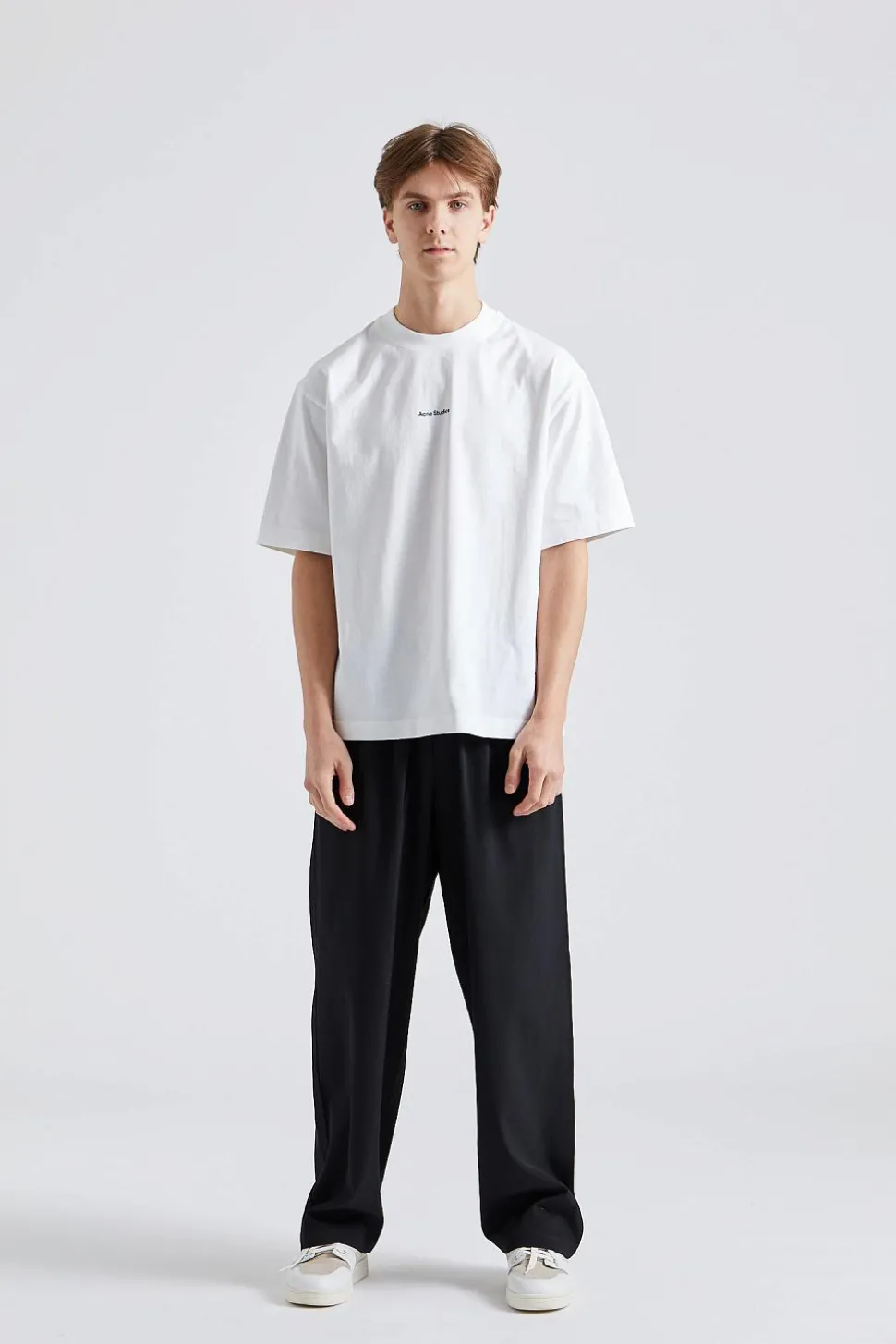 Logo T-shirt Optic White FN-MN-TSHI000353