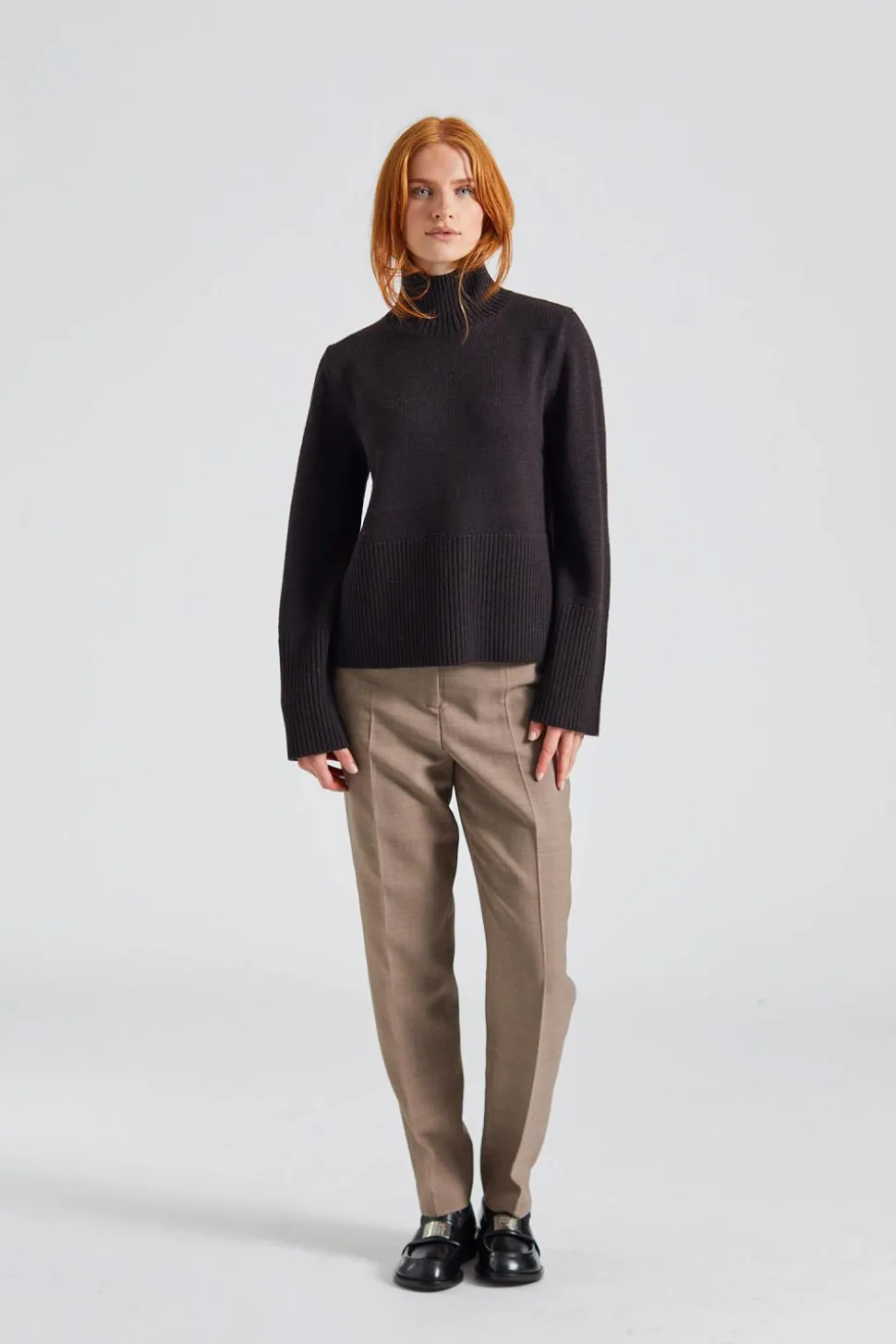 Low-Waist Tailored Trousers Oat Melange