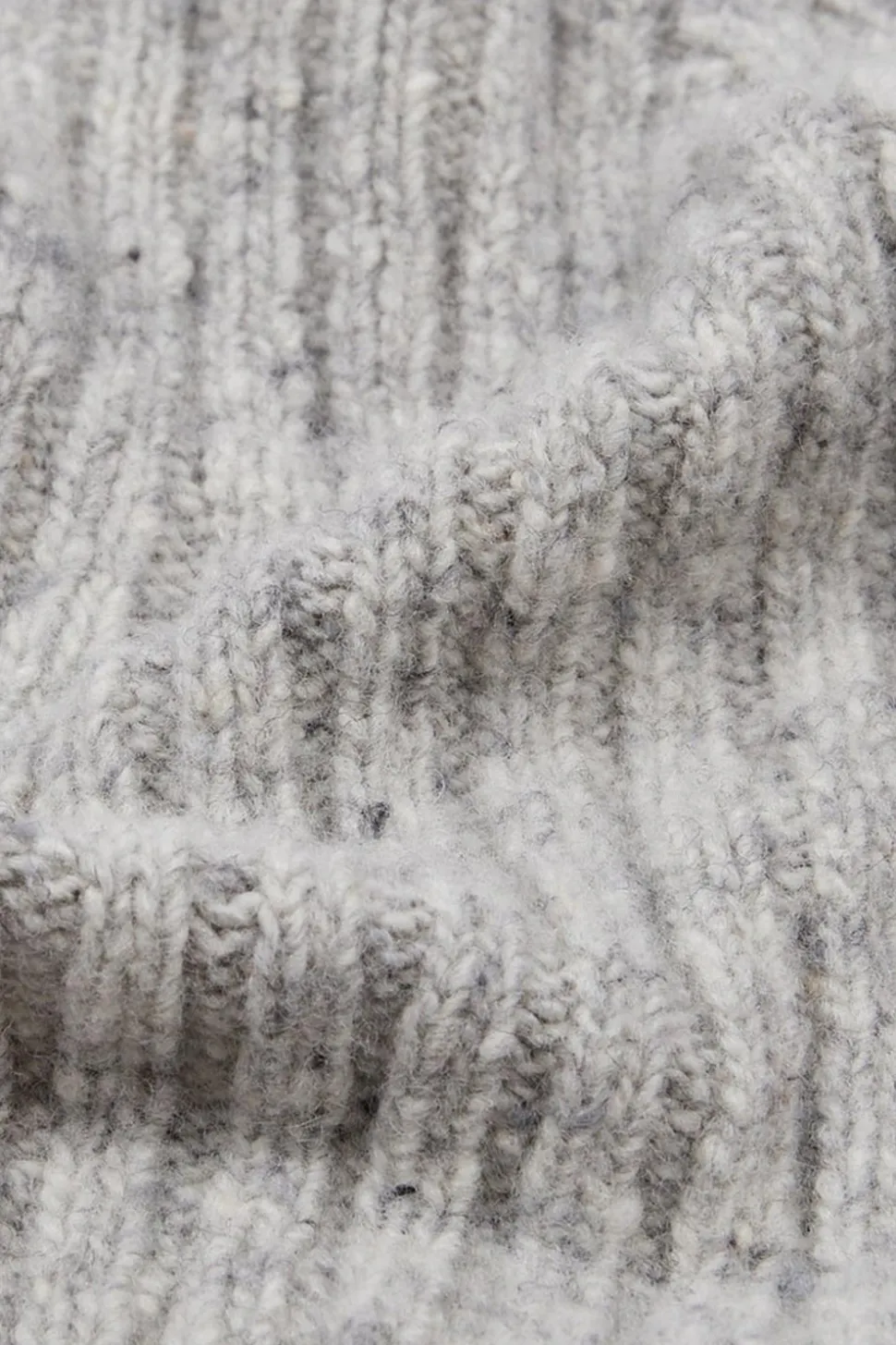 Merino Wool Ribbed Knit Beanie Ramor Grey
