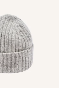 Merino Wool Ribbed Knit Beanie Ramor Grey
