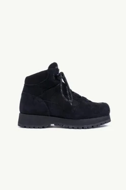 Nove Black