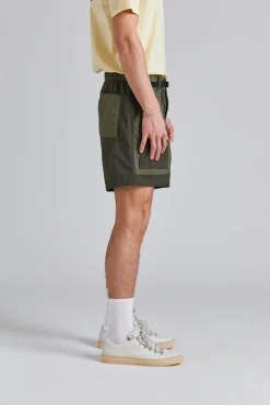 Outdoor Everyday Shorts Pine Needle Green