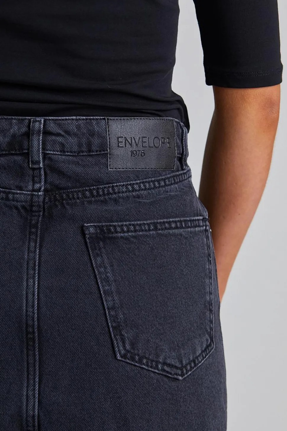 Parton Skirt Washed Black