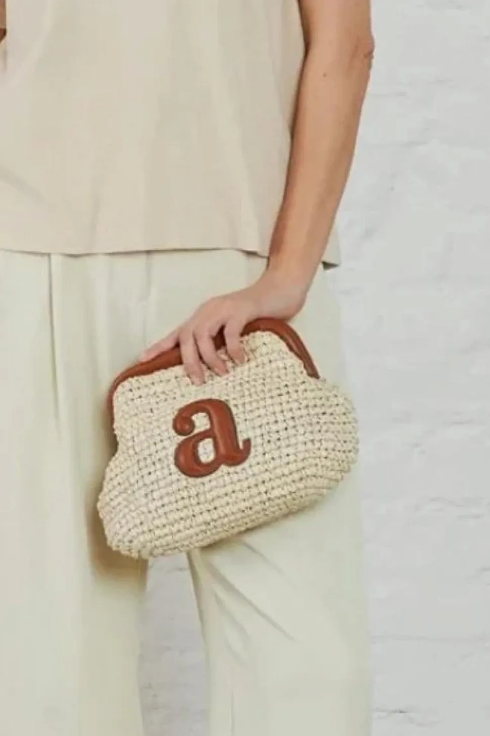 Raffia Clutch Beige