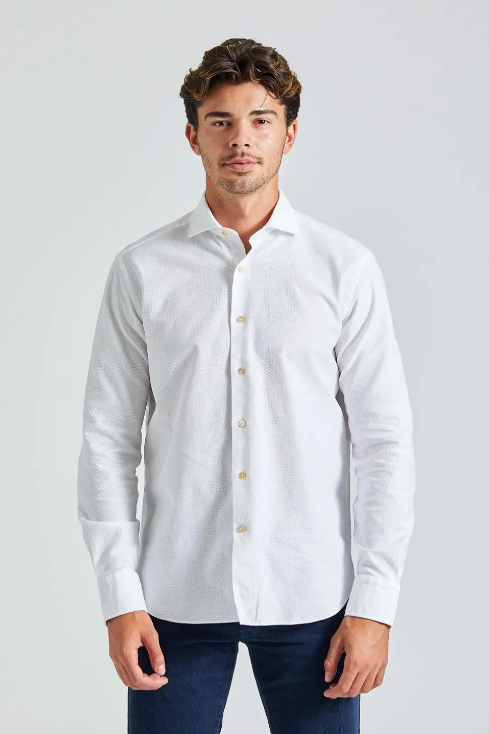 Regular Slim White Structure