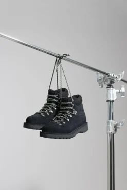 Roccia Vet Black Suede Shearling