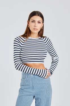 Sandi Top Bright White Comb