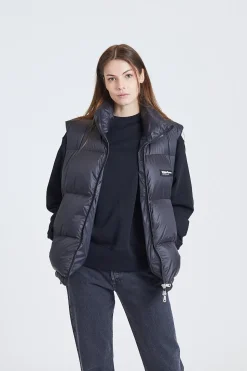 Scott Vest Black (unisex)