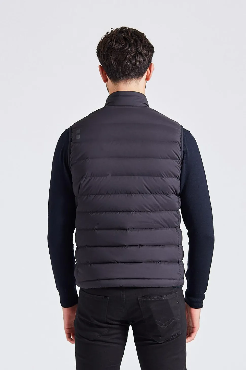 Sonic Vest Black
