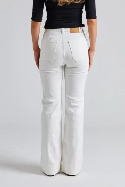 St Monica Natural White