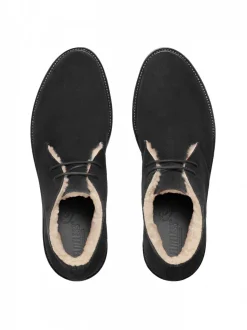 Suede Chucka Black