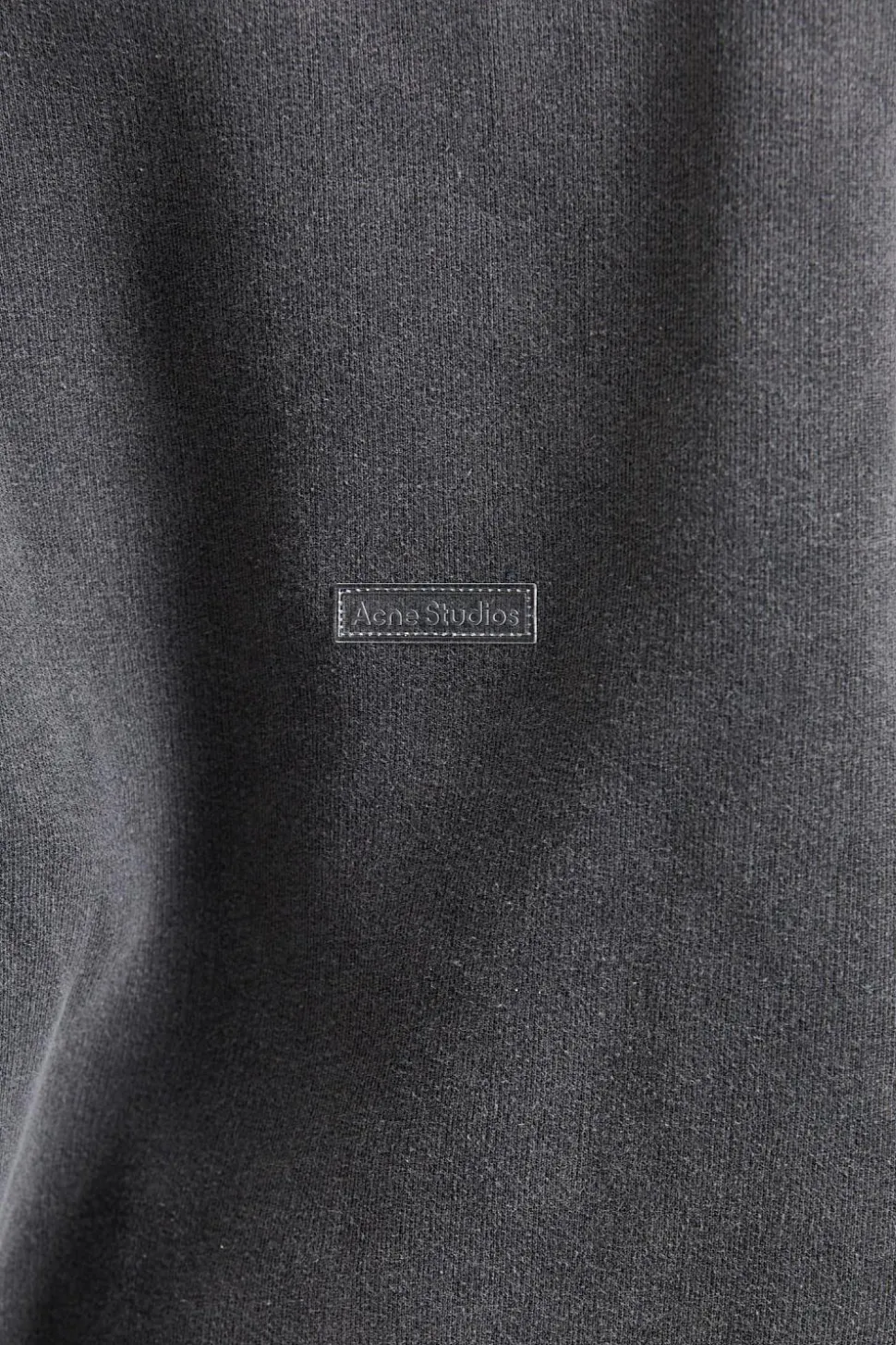 Sweater Logo Patch Faded Black FN-UX-SWEA000017