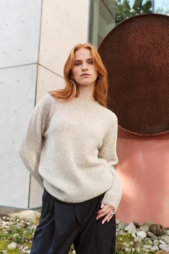 W Shaggy Brush Lambswool Sweater Putty