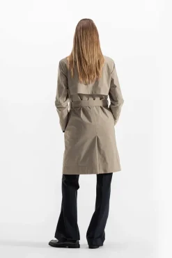 W Skylar Trench Desert